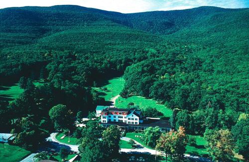 Round Top Resort | Winter Clove Inn & Resort