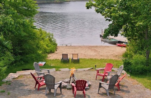 The Archipelago Cottage | Winter Escape | Sauna, Fireplace, Games