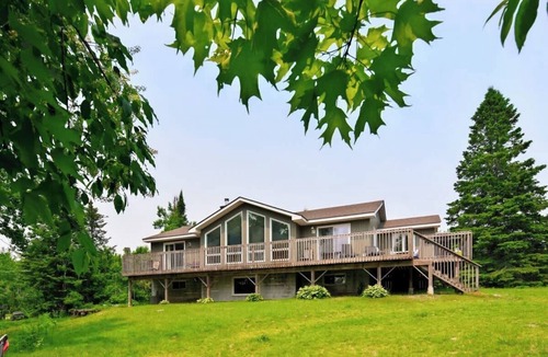 The Archipelago Cottage | Winter Escape | Sauna, Fireplace, Games