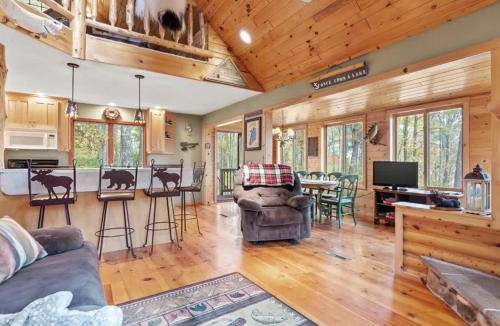 Crosslake House | Winter Hideaway Lakeside Cabin Snowmobile