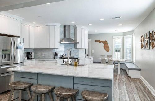 Indian Rocks Beach Villa | Winter Promo-Pool, Beach, Golf Cart, Putting Green