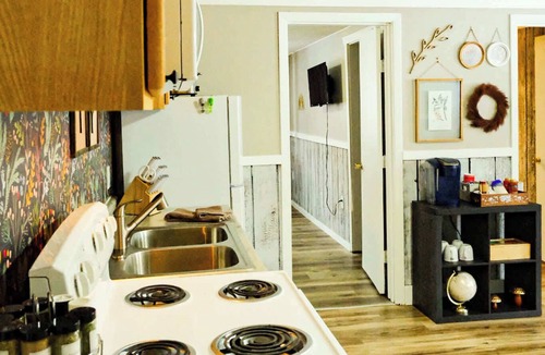 Bessemer Apartment | Winter Ski Trip Getaway