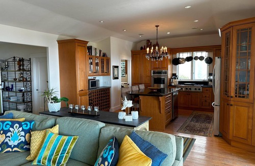 Laguna Beach Cottage | Winter Stays available - Charming Beach View Cottage