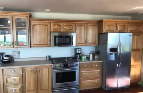Barry's Bay Cottage | Winter Wonderland Cottage | Private Lakefront Stay