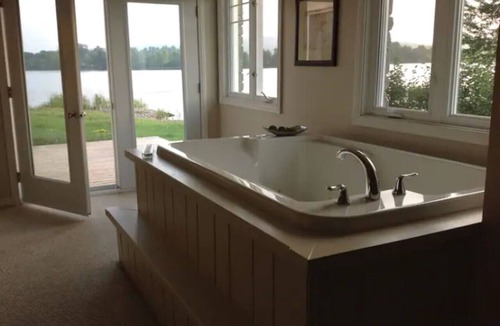 Barry's Bay Cottage | Winter Wonderland Cottage | Private Lakefront Stay