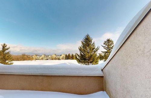 The Blue Mountains Apartment | Wintergreen 218