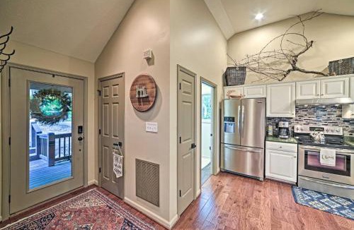 Roseland House | Wintergreen Resort Home with Deck!