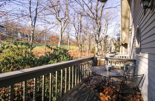 Nellysford Apartment | Wintergreen Ski Resort Condo with Golf Access!
