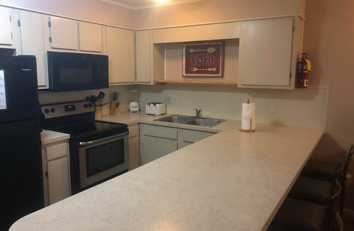 Ghent Apartment | Winterplace Condo D204