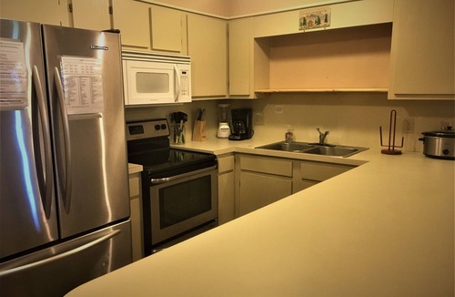 Ghent Apartment | Winterplace Condo D302