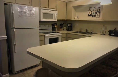Ghent Apartment | Winterplace Condo D306