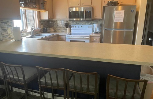 Ghent Apartment | Winterplace Condo E201