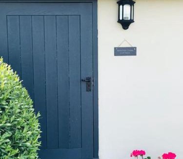 Mayfield House | Winters Farm Cottage