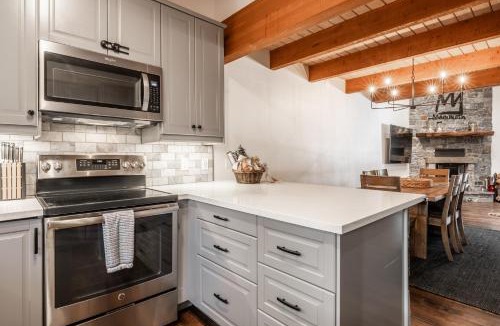 Mammoth Lakes Villa | Winterset 20
