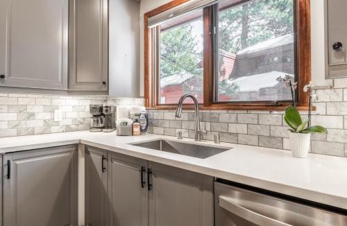 Mammoth Lakes Villa | Winterset 20