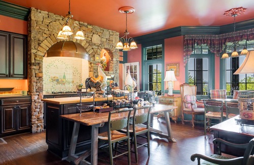 Fairview House | Wintersun. A World Class Private Estate Atop A Mountain 15 min from Asheville