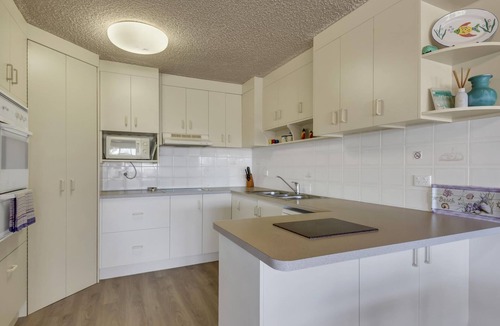 North Creek Apartment | Wintersview 2 - Beach Frontage Apartment