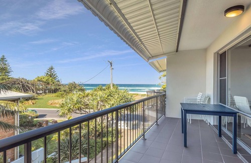 North Creek Apartment | Wintersview 2 - Beach Frontage Apartment