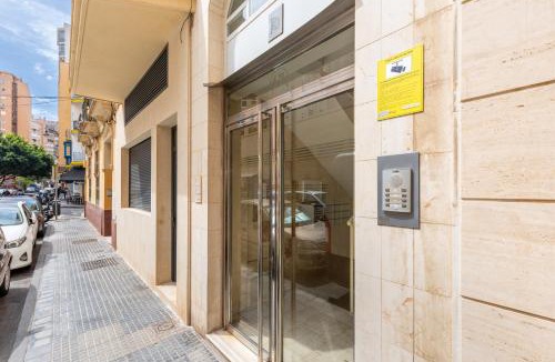 La Malagueta Apartment | WintoWinRentals La Malagueta Buena ubicación, Wifi