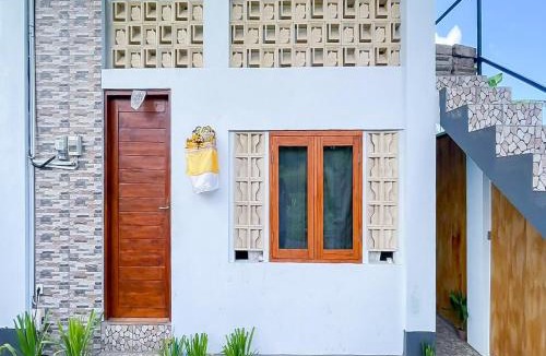 Blahbatuh Hotel | Winy House