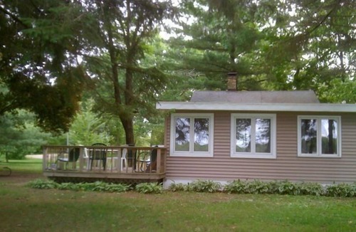 Baraboo Cabin | Wisconsin Dells Waterfront Cabin