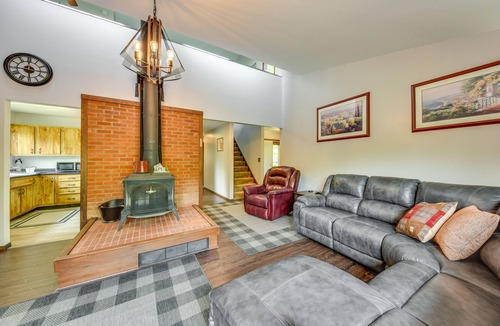 Bassett House | Wisconsin Vacation Rental Retreat w/Deck