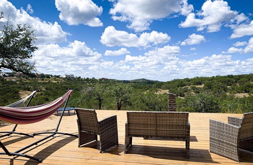 Dripping Springs Cabin | Wisdom Cabin @ 13 Acres - Yoga/Hike/Meditate