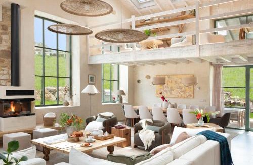 Caviedes House | Wishome - Villa de cuento rehabilitada con piscina interior privada
