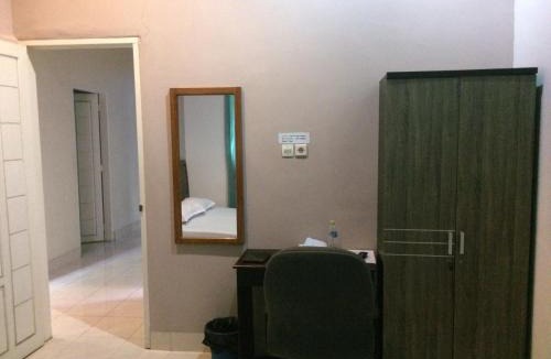 Wangi-Wangi Hotel | Wisma Maharani