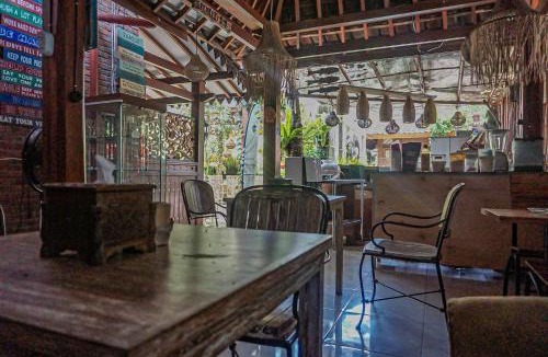 Sumberagung Hotel | Wisma Pulau Merah