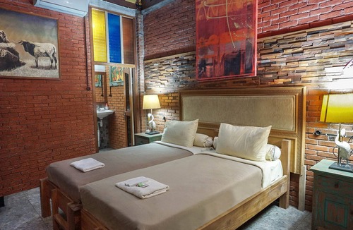 Sumberagung Bed & Breakfast | Wisma Pulau Merah