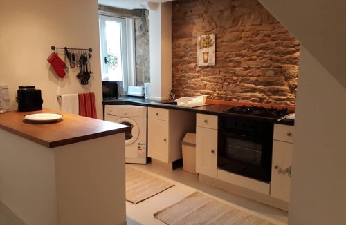 Guemene-sur-Scorff House | Wisteria Cottage