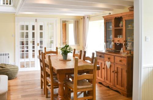 Netherton House | Wisteria Cottage