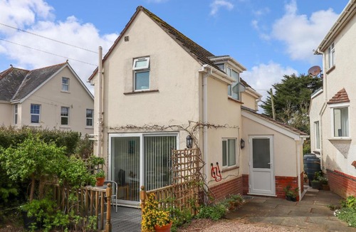 Exmouth House | Wisteria Cottage