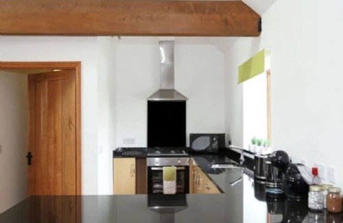 Selsted Cottage | Wisteria Cottage, Hoad Farm