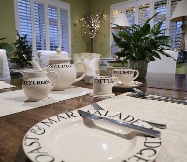 Cranfield Bed & Breakfast | Wisteria Haze