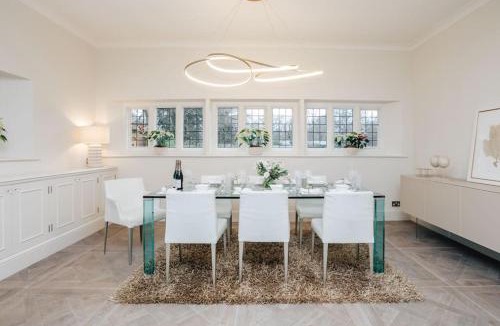 Medmenham House | Wisteria House