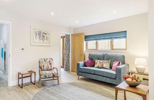 Diss House | Wisteria Lodge - Ukc5804