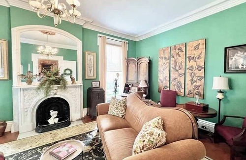Oswego Bed & Breakfast | Wisteria Suite -The Belvedere Inn