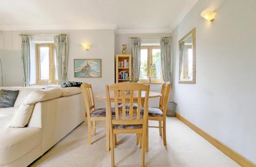 Boxgrove House | Wisteria Way, Tangmere