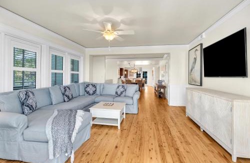 Gulf District House | Wit's End