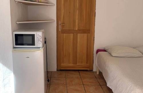 7th Arrondissement Apartment | With or without a car: shops, beaches, town centre, transport etc.