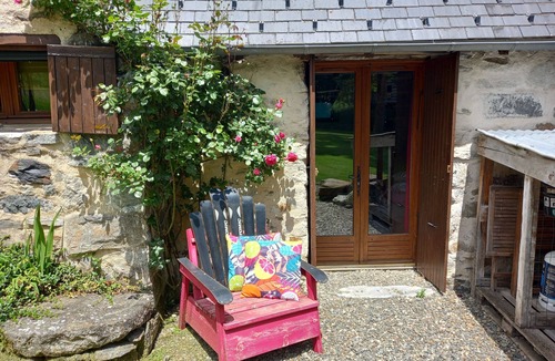 Campan Cottage | With Stunning Views, A Great Location For Mountain Activities And Relaxing
