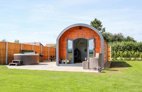 Diddlebury House | Withy Willows