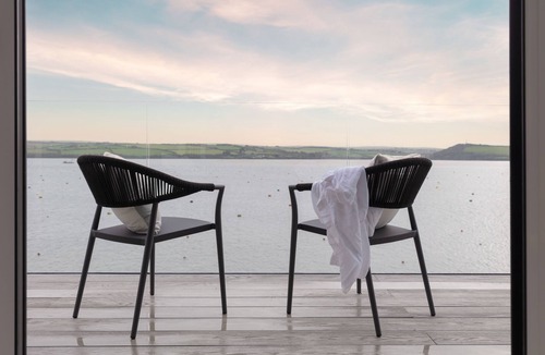 Rock House | Wits End - Rock - stunning water front property sleeping 10