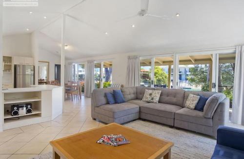 Noosa Heads House | Witta Circle 65