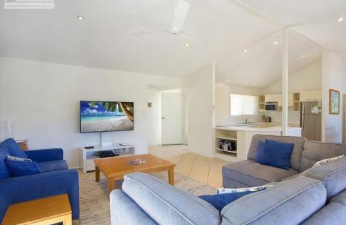 Noosa Heads House | Witta Circle 65
