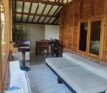 Purwakerti Villa | Wiwik sweet villa