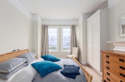 Shaftesbury Apartment | Wix's Lane