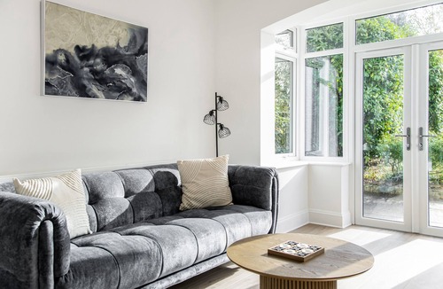 Oxford House | WJShortlets - Sunderland, Oxford